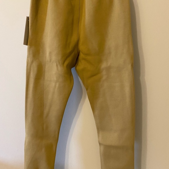 FOG-Fear Of God Essentials Sweatpants Amber - Picture 2 of 5